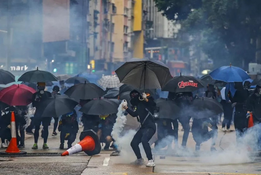 Ribuan Warga Hong Kong Kembali Unjuk Rasa